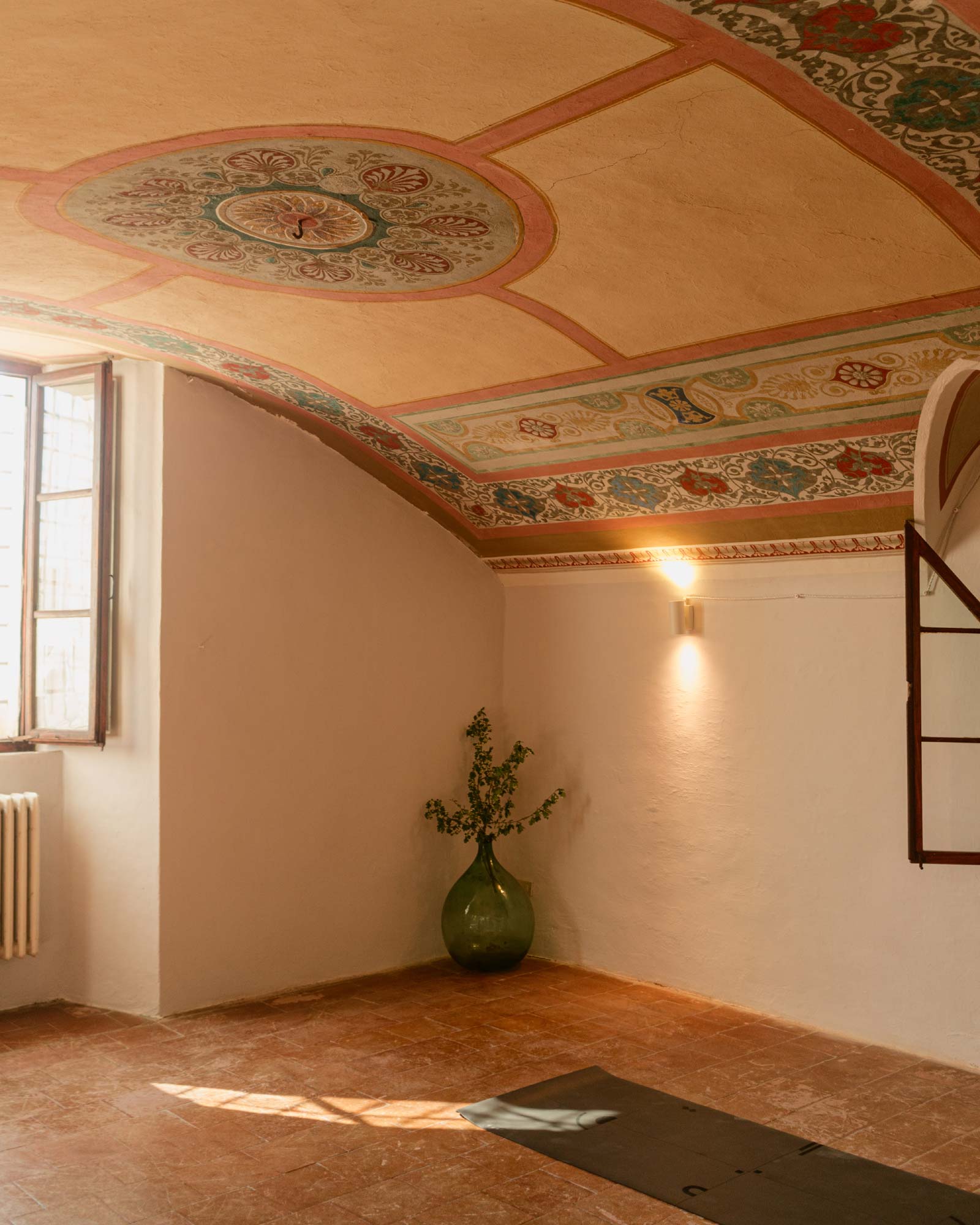 The-Muse-Designers-Well-Being-Retreat_Borgo-Belsedere-20_Yoga-Shala
