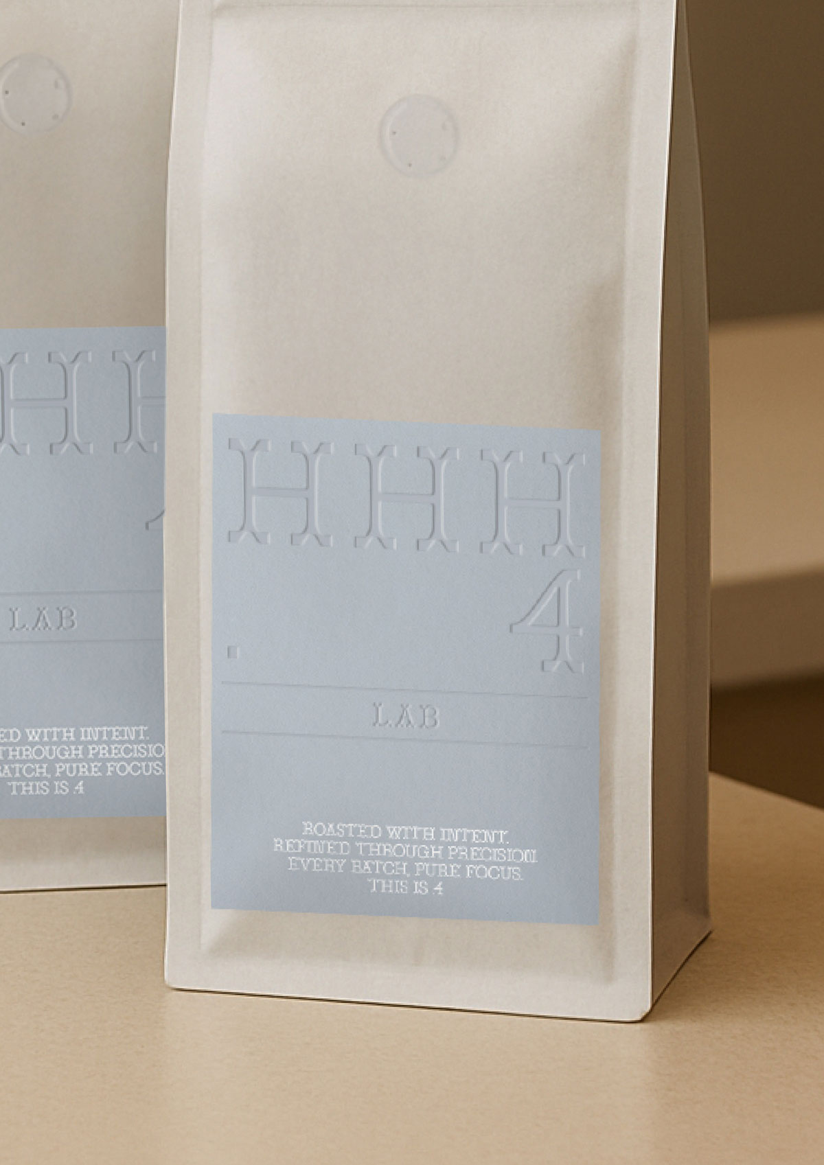 Barur-Typeface_Unique-Display-Font_MNDT-Type_Espresso-Lab_2