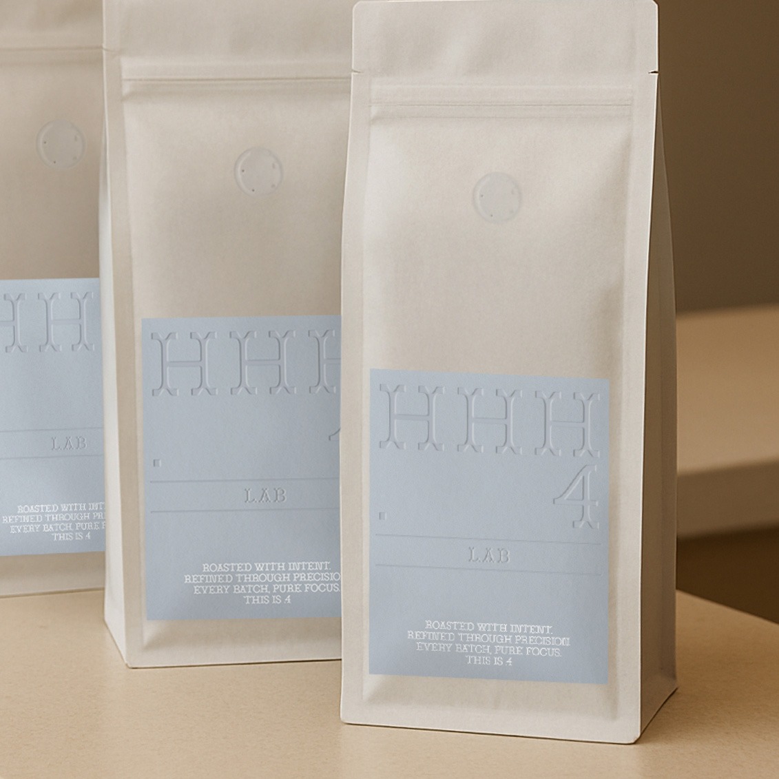 Barur-Typeface_Unique-Display-Font_MNDT-Type_Espresso-Lab_3