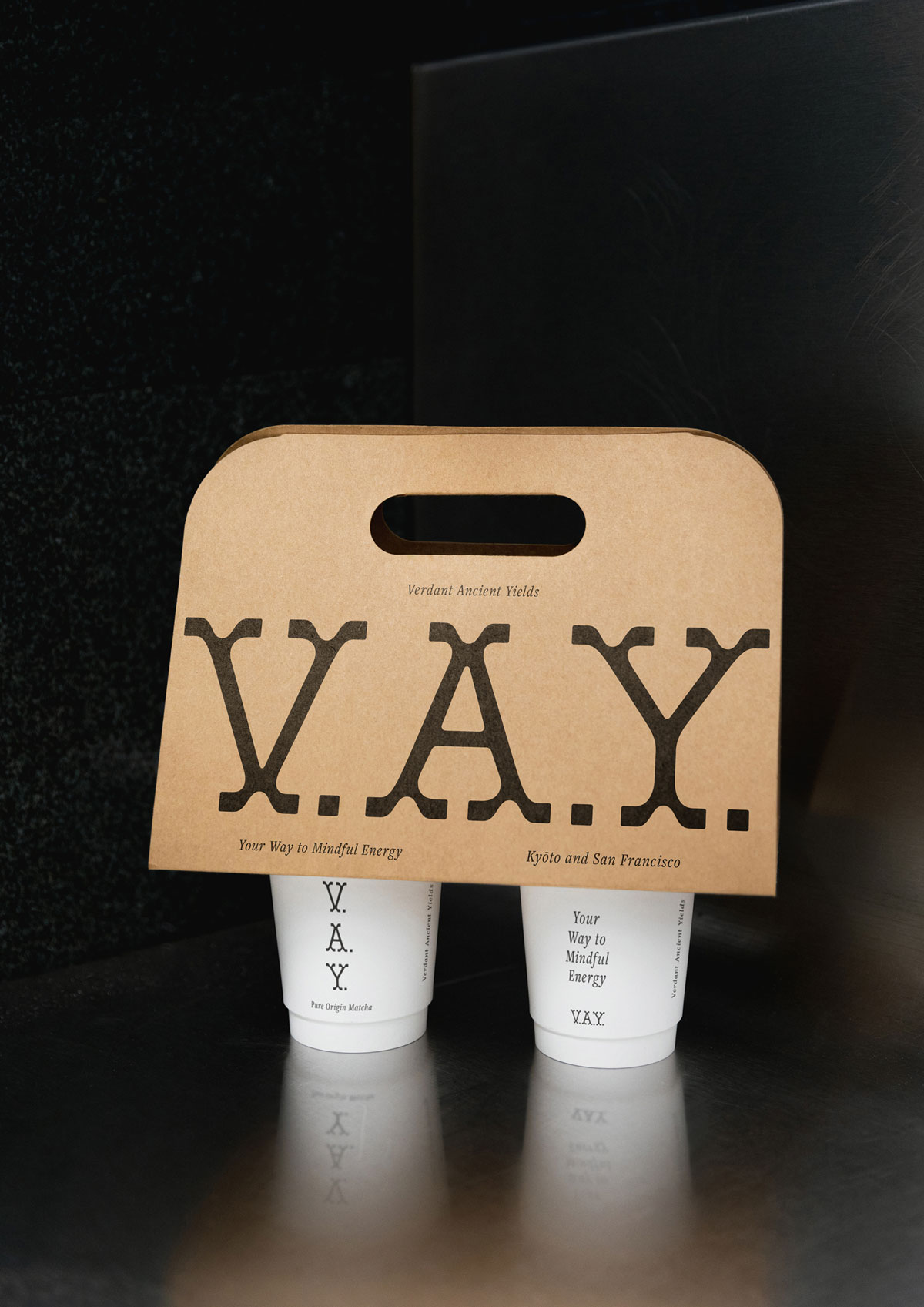 Barur-Typeface_Unique-Display-Font_MNDT-Type_Matcha-Brand_01