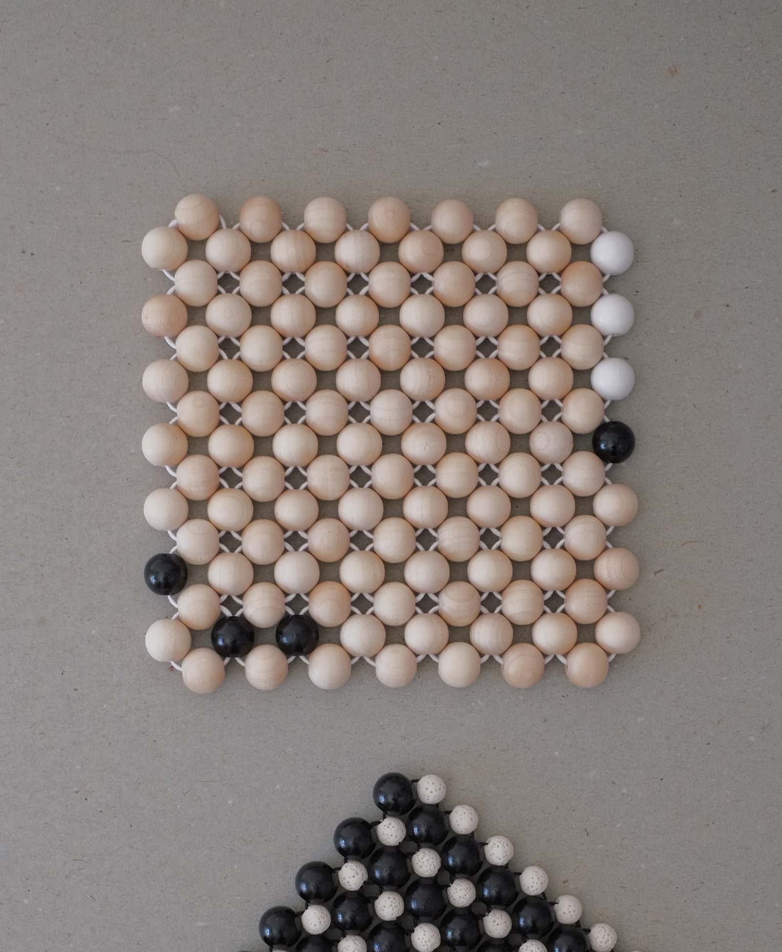 Mindt-Design-Studio_Wooden-Coasters-Untersetzer-Holzperlen_Handmade_Flatlay_Packshot_03